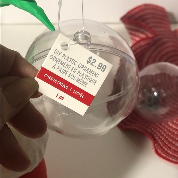 Set of 23 - Clear Plastic Ornament Balls - Picture 3 of 6